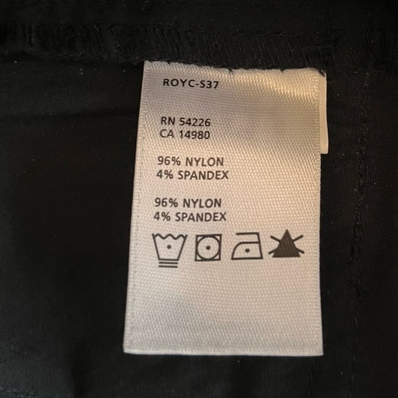 Royal Robbins Black Discovery Skirt. Stretch Travel Outdoors Cargo Skirt. Size 4 - Picture 5 of 10